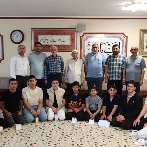 Başarıyı Taltîf ile Taçlandırdık