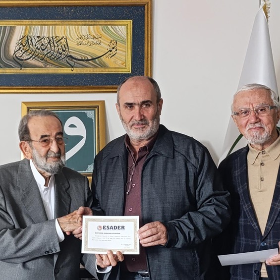 ESADER Valide Sultanda Öğretmenler Gününe Özel Anlamlı Bir Bağış